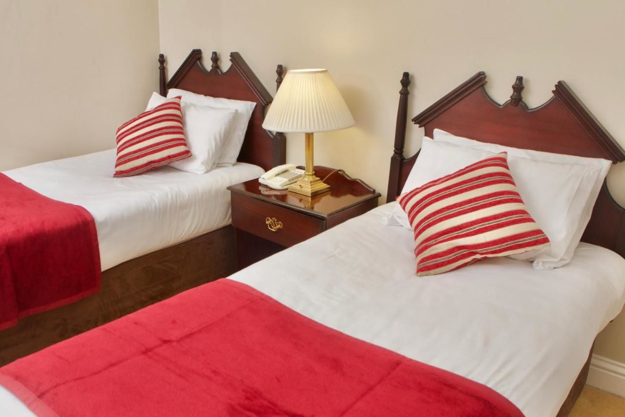 Отель Imperial Hotel Трали