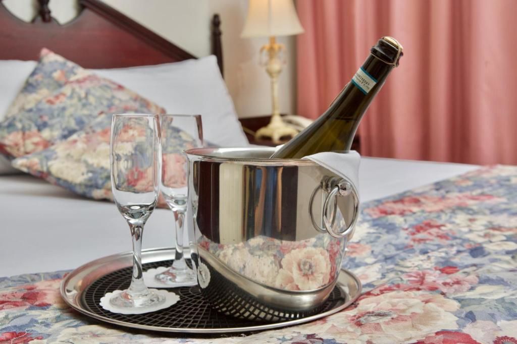 Отель Imperial Hotel Трали